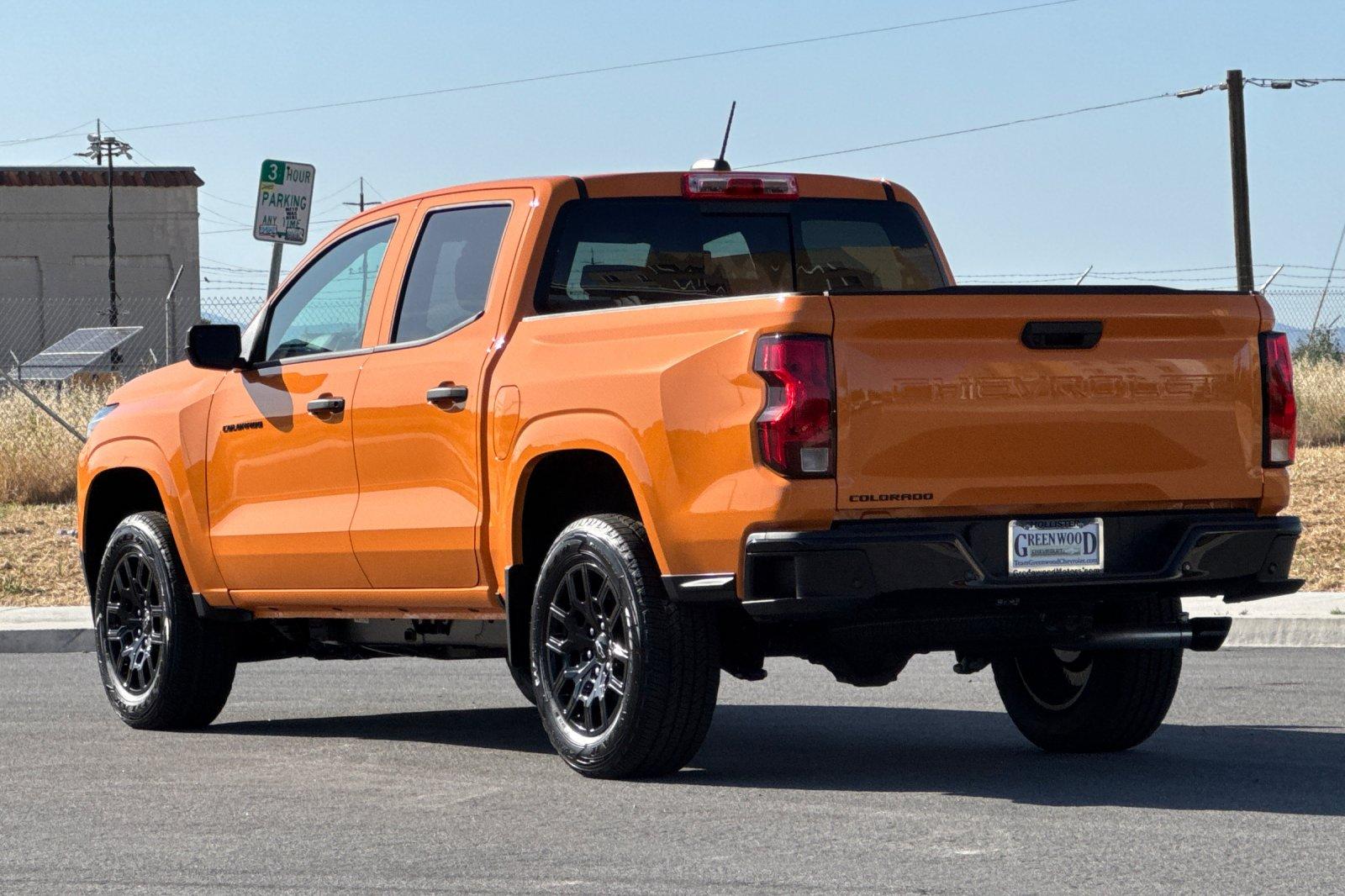 2026 Chevrolet Colorado Work Truck - Photo 6