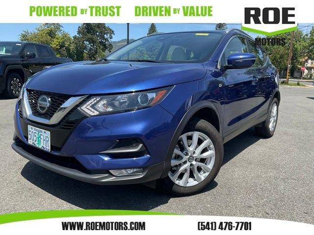 2022 Nissan Rogue Sport Vehicle Photo in GRANTS PASS, OR 97526-2125