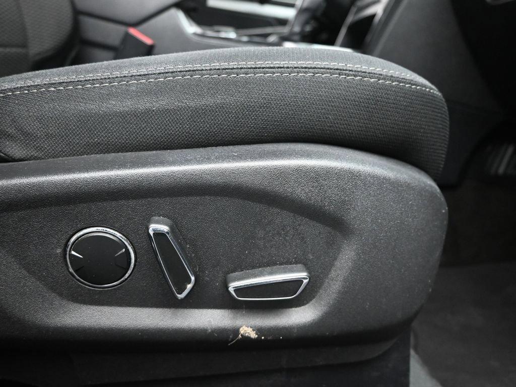 2016 Ford Explorer Vehicle Photo in Cedar Rapids, IA 52402