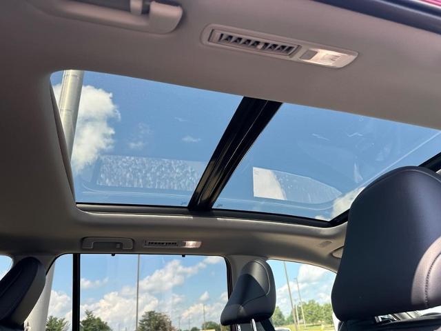 2025 Toyota Grand Highlander Vehicle Photo in COLUMBIA, MO 65203-3903