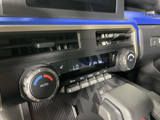 2025 Toyota Tacoma 4WD Vehicle Photo in GILBERT, AZ 85297-0402