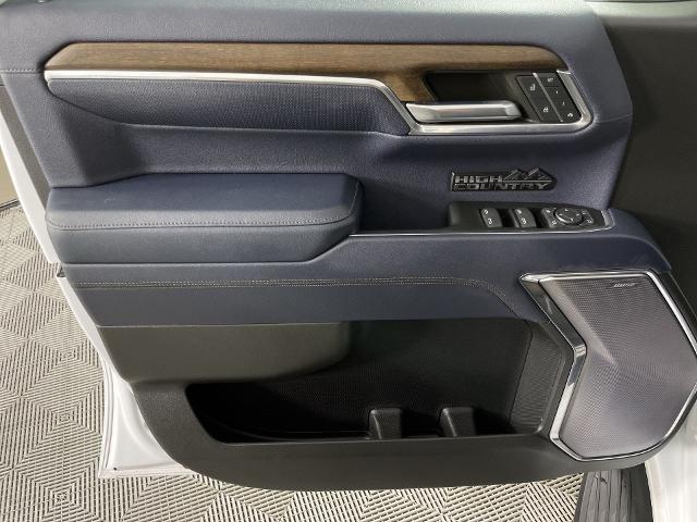 2023 Chevrolet Silverado 1500 Vehicle Photo in GILBERT, AZ 85297-0402