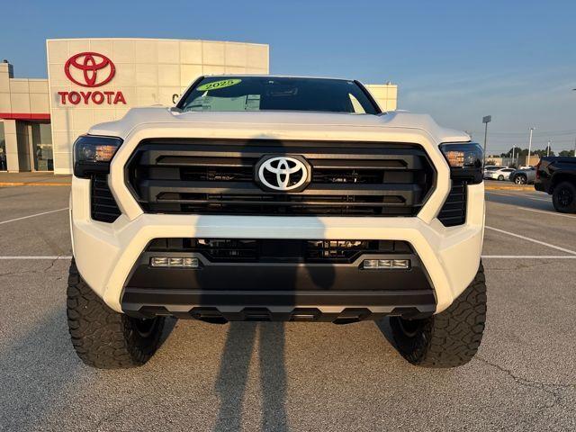 2025 Toyota Tacoma 4WD Vehicle Photo in Jonesboro, AR 72404