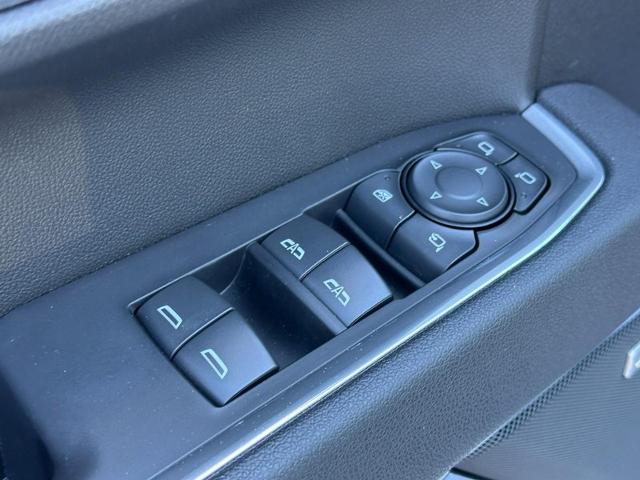 2025 GMC Sierra 1500 Vehicle Photo in COLUMBIA, MO 65203-3903