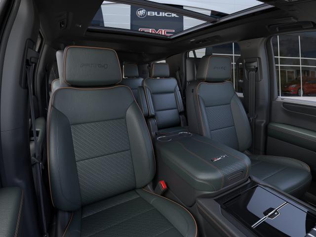 2026 GMC Yukon photo 16 of 32