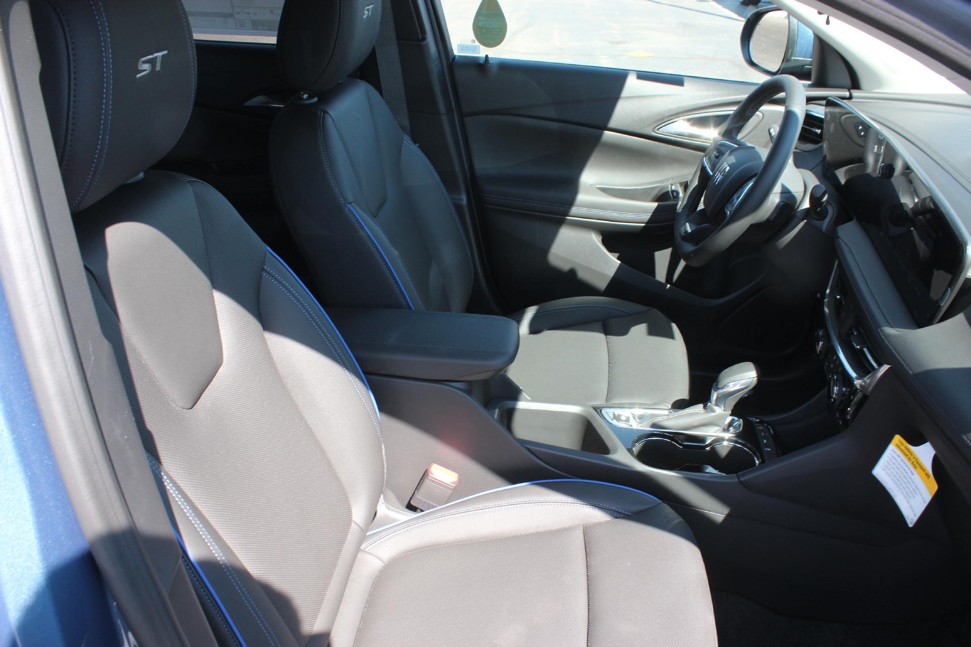 2026 Buick Encore GX Vehicle Photo in AURORA, CO 80012-4011