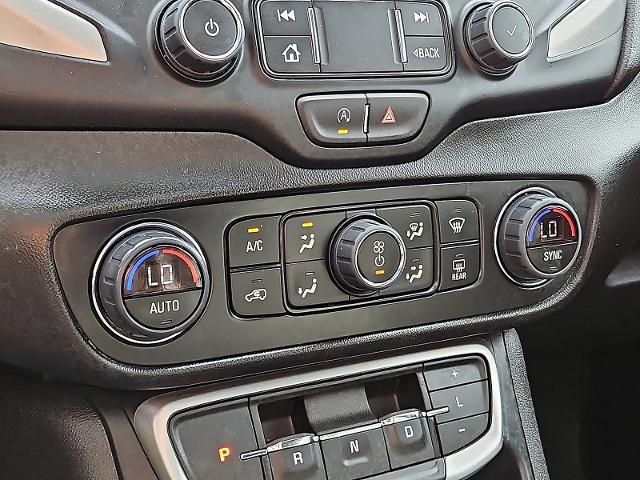 2023 GMC Terrain Vehicle Photo in TREVOSE, PA 19053-4984