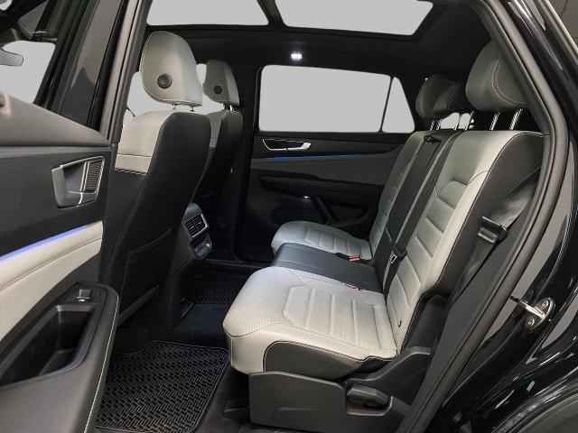 2024 Volkswagen Atlas Cross Sport Vehicle Photo in Appleton, WI 54913