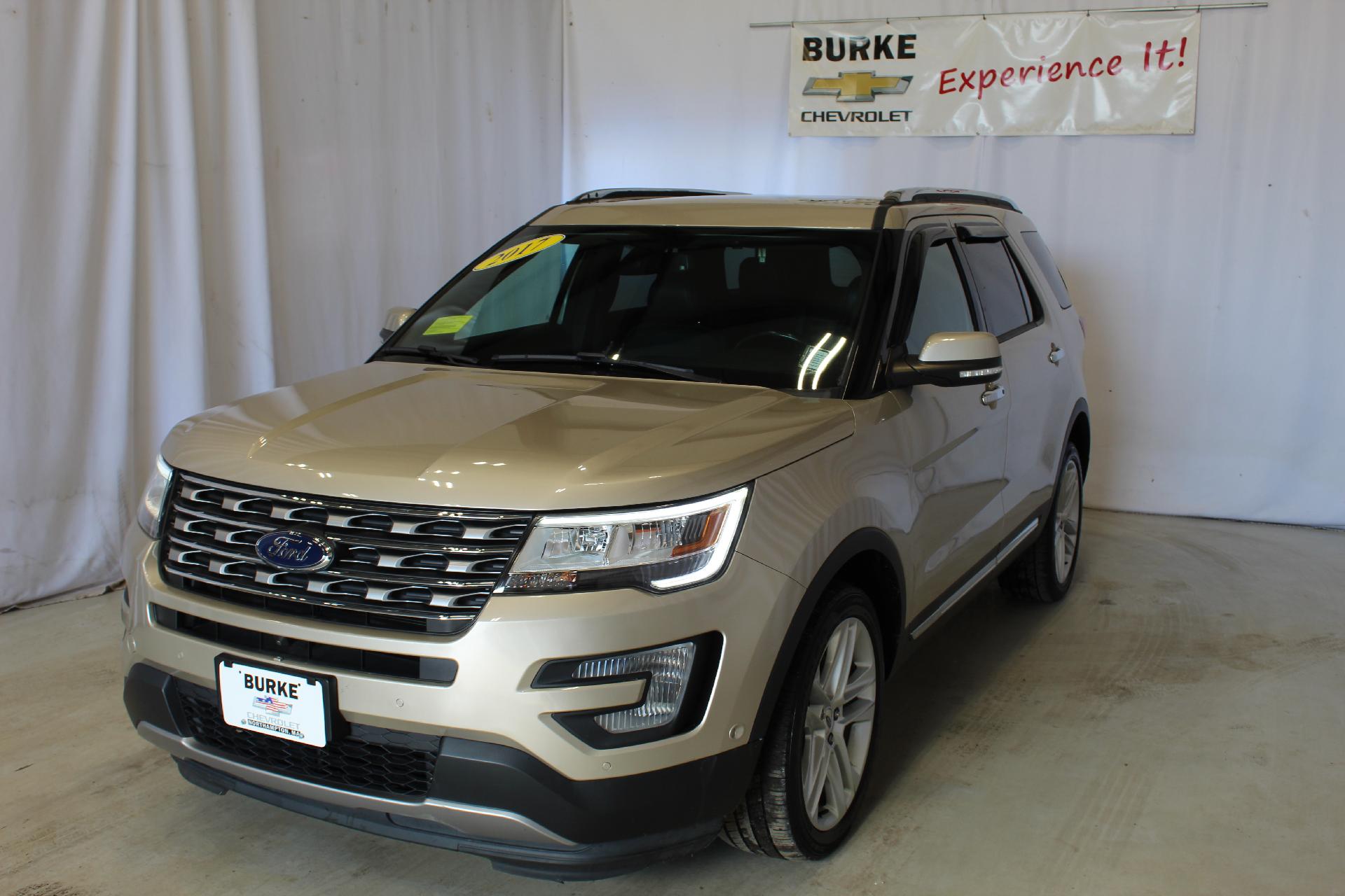 2017 Ford Explorer Vehicle Photo in NORTHAMPTON, MA 01060-1120