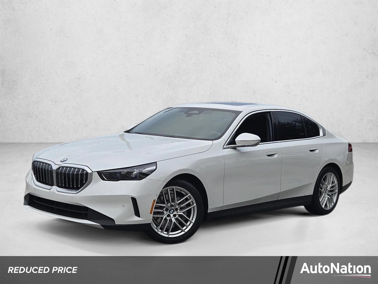 2025 BMW 530i Vehicle Photo in St. Petersburg, FL 33713