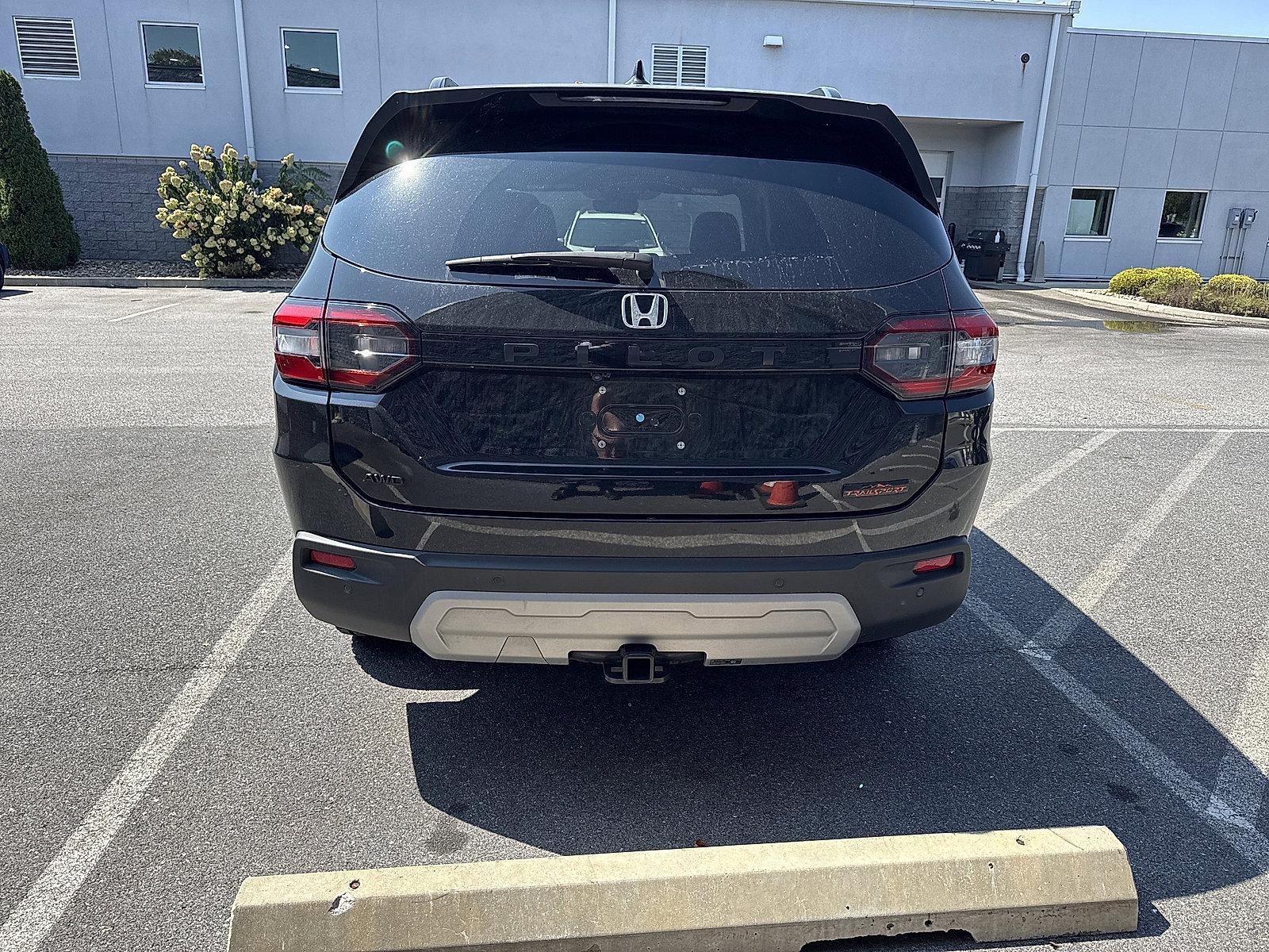 2024 Honda Pilot Vehicle Photo in Mechanicsburg, PA 17050-2306