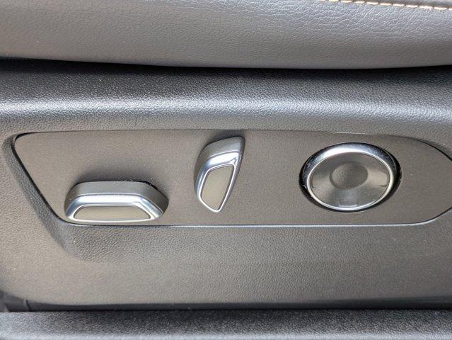 2022 Cadillac Escalade Vehicle Photo in BRUNSWICK, GA 31525-1881