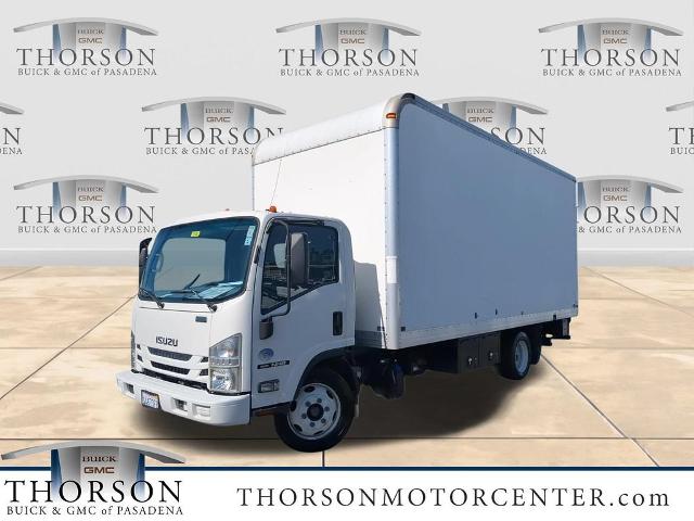 2017 Isuzu NRR DSL REG AT Vehicle Photo in PASADENA, CA 91107-3803