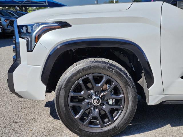 2024 Toyota Tundra 4WD Vehicle Photo in DENTON, TX 76210-9321