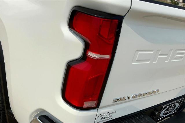 2024 Chevrolet Silverado 2500 HD Vehicle Photo in TOPEKA, KS 66609-0000