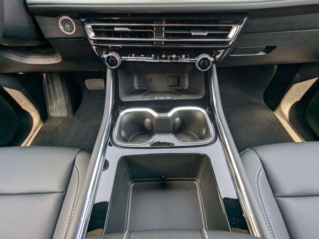 2025 Chevrolet Traverse Vehicle Photo in BRUNSWICK, GA 31525-1881