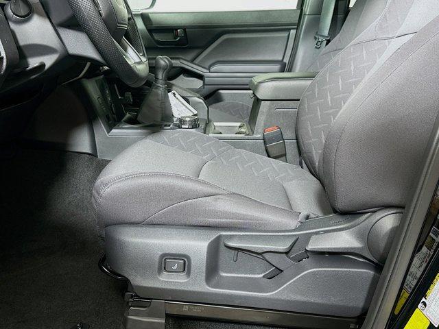 2025 Toyota Tacoma 4WD Vehicle Photo in Flemington, NJ 08822