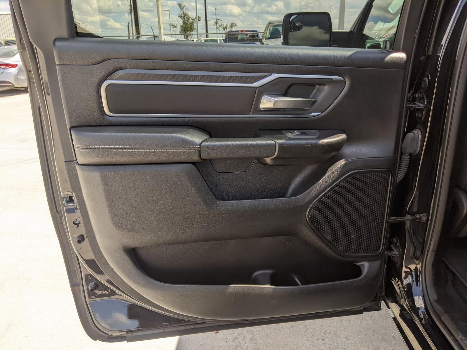 2025 Ram 1500 Vehicle Photo in Seguin, TX 78155