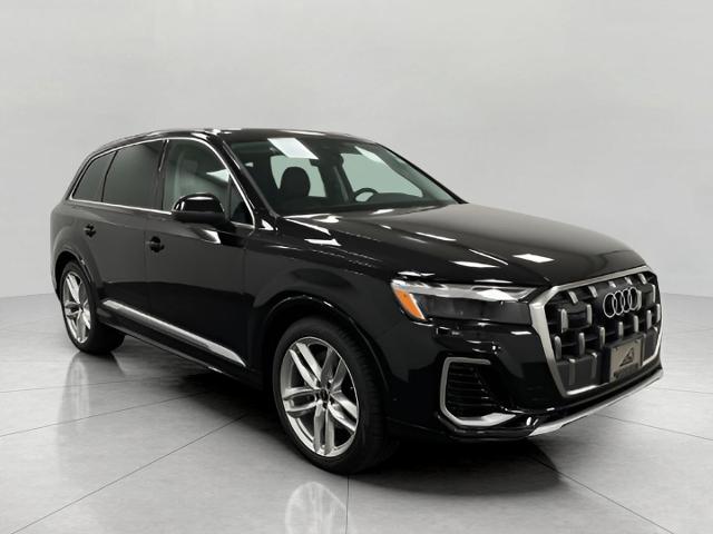 2025 Audi Q7 Vehicle Photo in Neenah, WI 54956