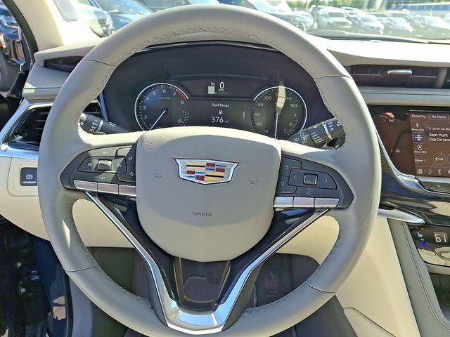 2025 Cadillac XT6 Vehicle Photo in DANBURY, CT 06810-5034