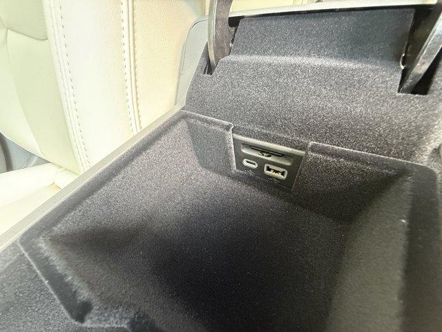 2025 Cadillac XT6 Vehicle Photo in LEOMINSTER, MA 01453-2952