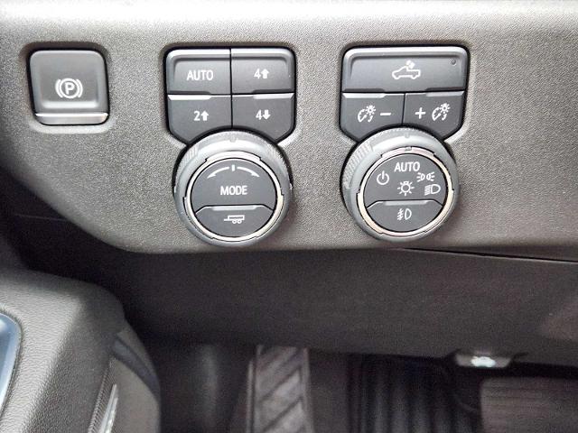 2025 Chevrolet Silverado 1500 Vehicle Photo in DENTON, TX 76210-9321