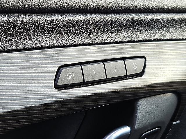 2023 GMC Terrain Vehicle Photo in TREVOSE, PA 19053-4984