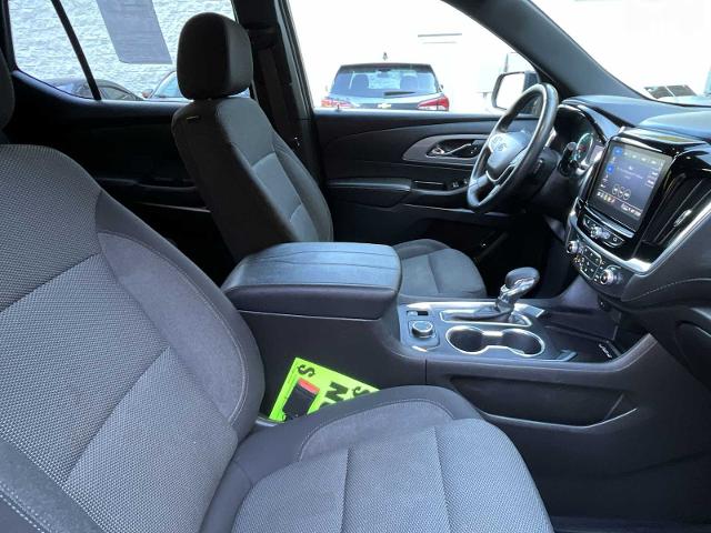 2023 Chevrolet Traverse Vehicle Photo in PITTSBURGH, PA 15226-1209