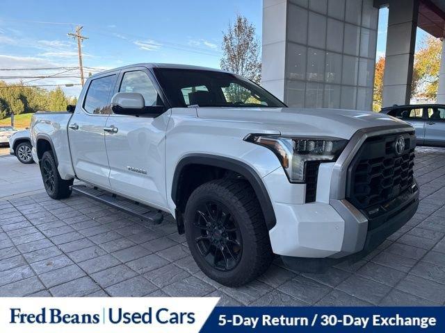 2022 Toyota Tundra 4WD Vehicle Photo in Flemington, NJ 08822