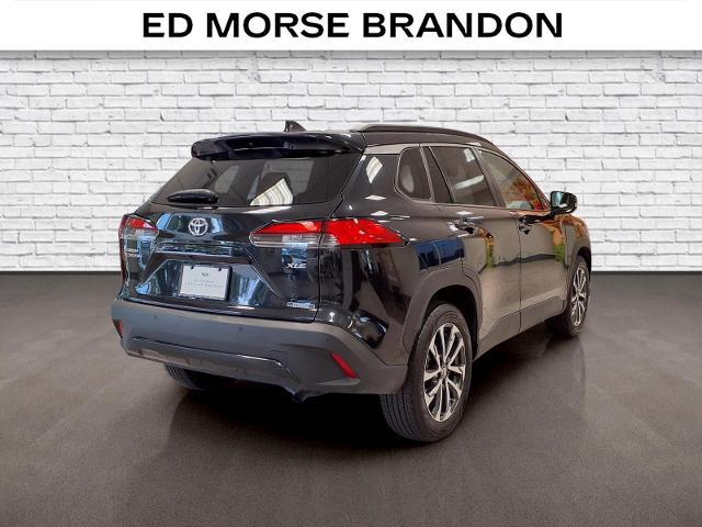 View vehicle photo 5