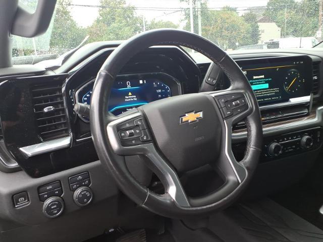 2022 Chevrolet Silverado 1500 photo 9 of 21