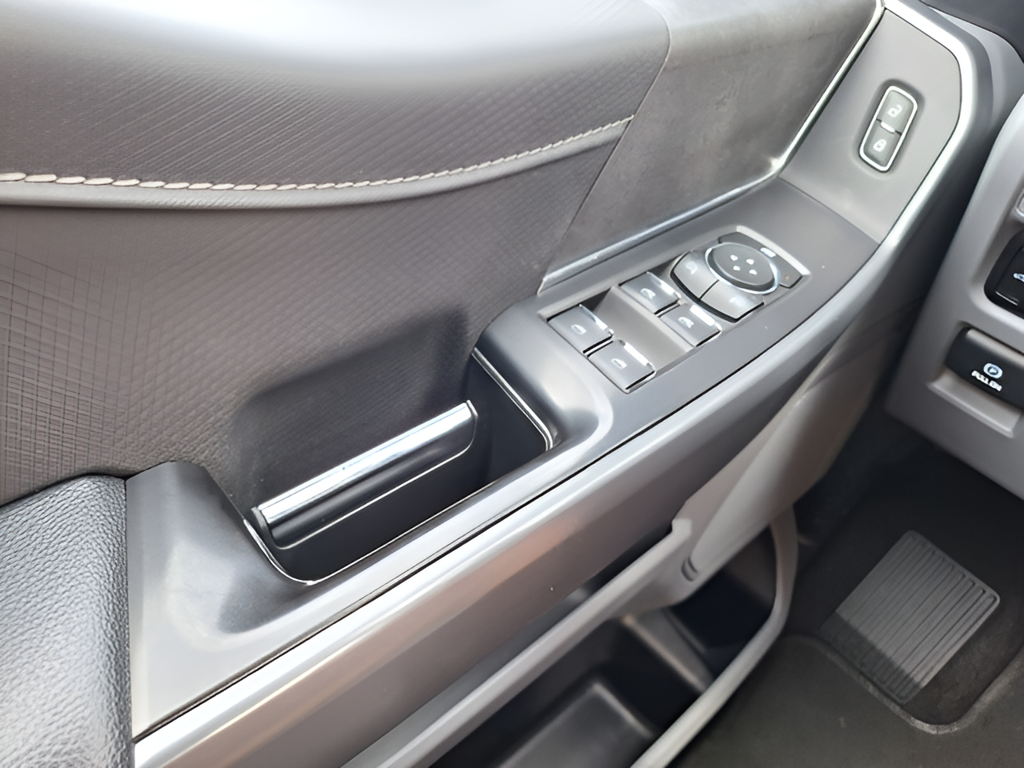 2024 Ford F-150 photo 17 of 34