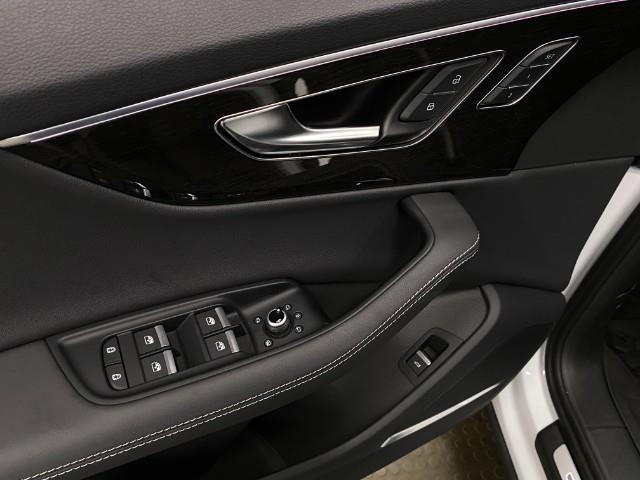 2025 Audi Q7 Vehicle Photo in Appleton, WI 54913