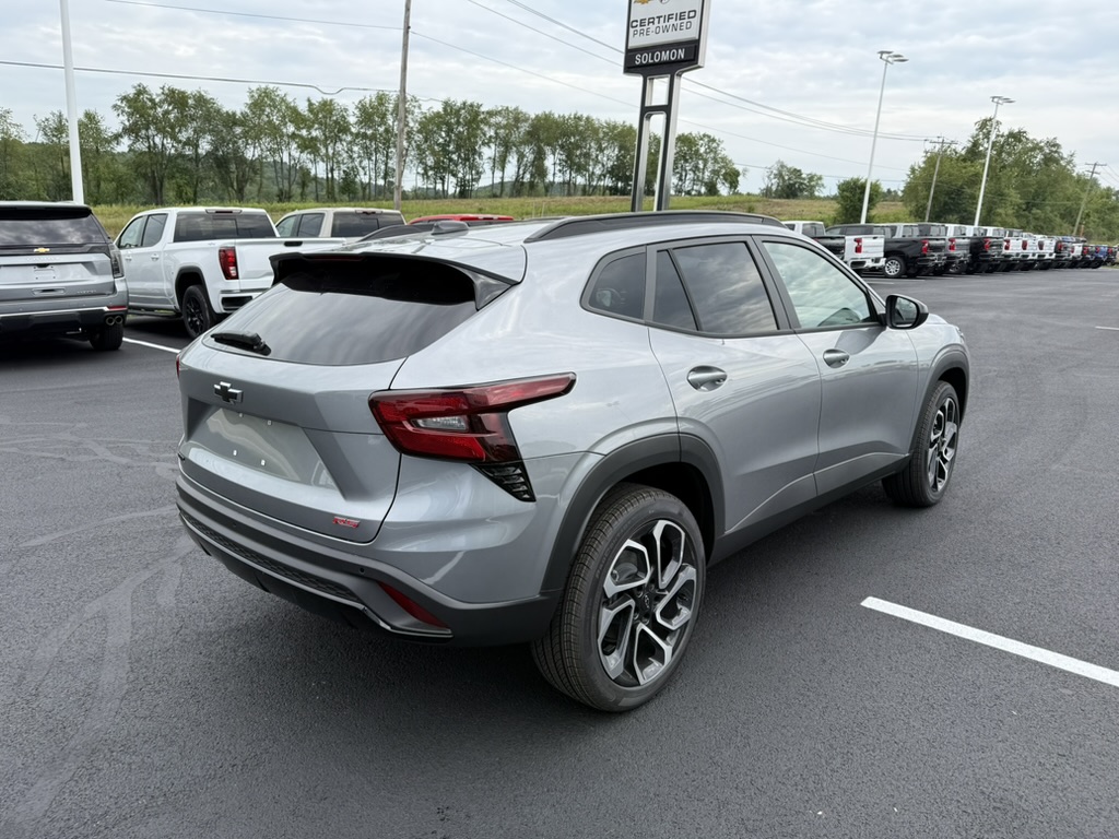 2026 Chevrolet Trax photo 5 of 21