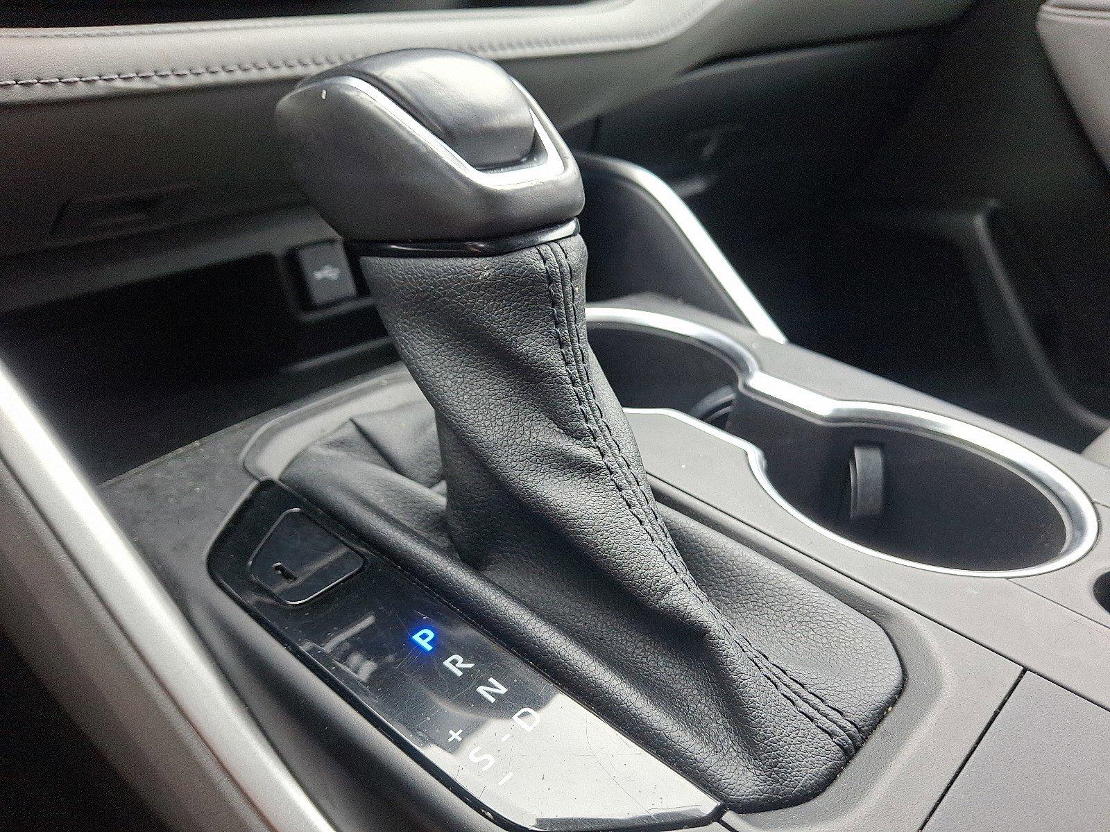 2020 Toyota Highlander Vehicle Photo in Harrisburg, PA 17111