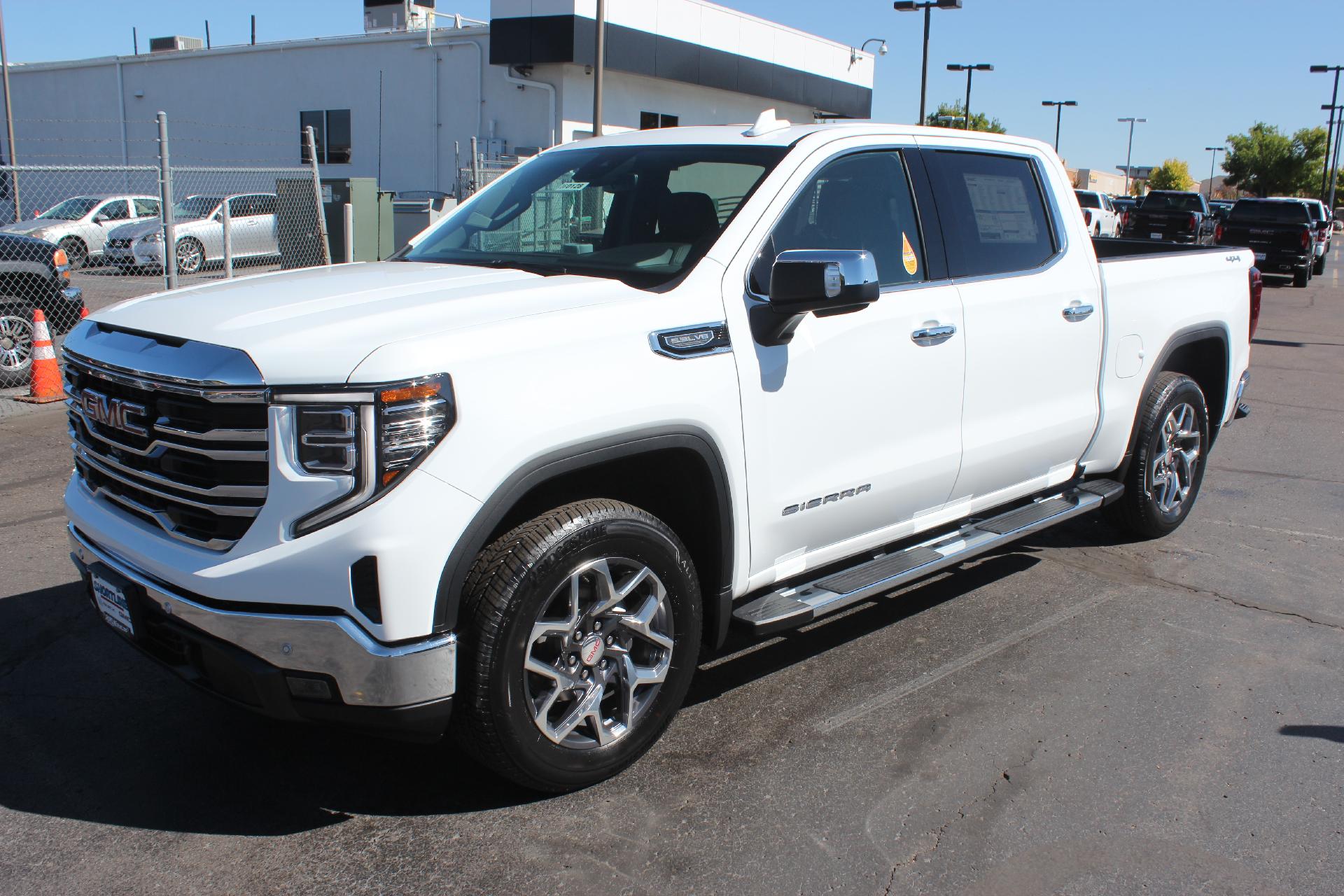 2026 GMC Sierra 1500 Vehicle Photo in AURORA, CO 80012-4011