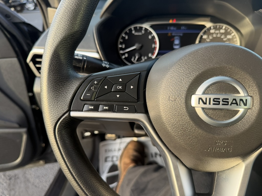 2022 Nissan Altima photo 21 of 33