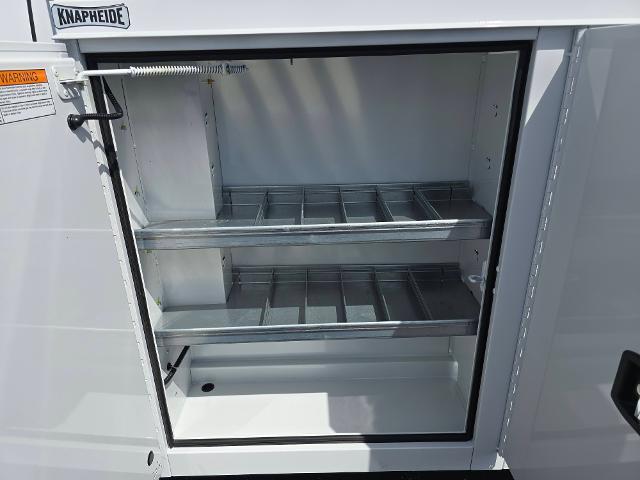 2025 Chevrolet Express Commercial Cutaway Vehicle Photo in INDEPENDENCE, MO 64055-1314