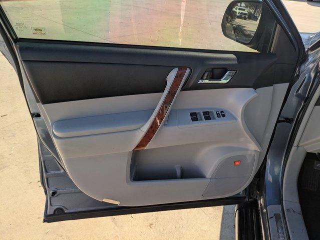 2013 Toyota Highlander Vehicle Photo in SELMA, TX 78154-1460
