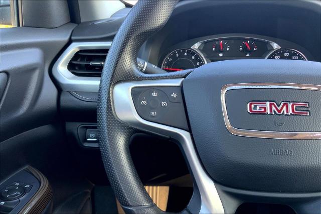 2022 GMC Acadia Vehicle Photo in TOPEKA, KS 66609-0000