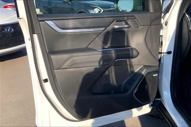 2025 GMC Acadia Vehicle Photo in KANSAS CITY, MO 64114-4502