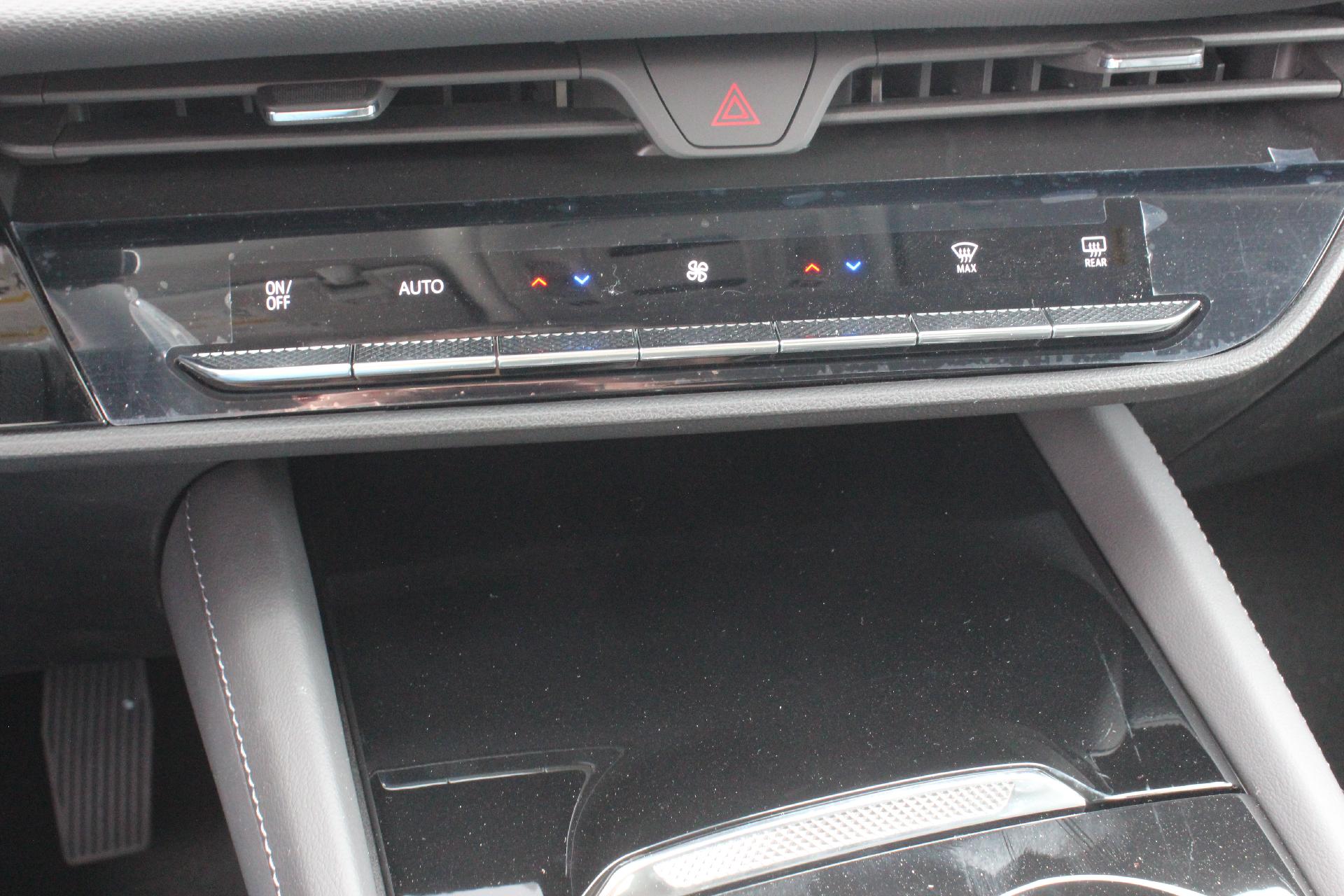 2025 Buick Envision Vehicle Photo in AURORA, CO 80012-4011