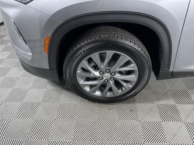 2025 Buick Enclave Vehicle Photo in GILBERT, AZ 85297-0402