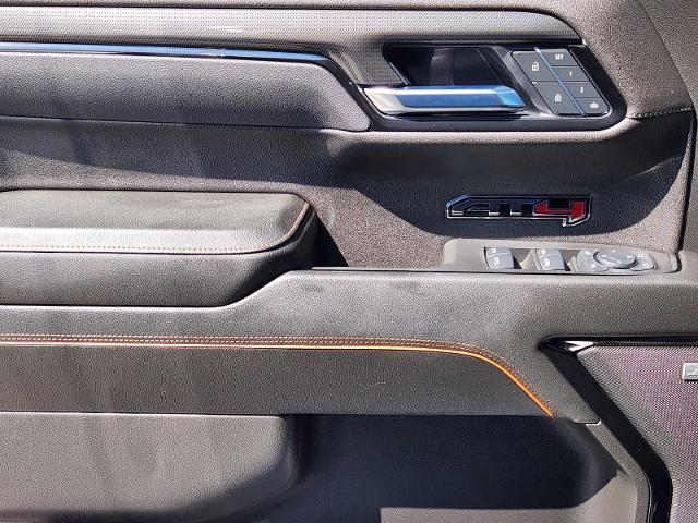 2025 GMC Sierra 1500 Vehicle Photo in DENTON, TX 76210-9321