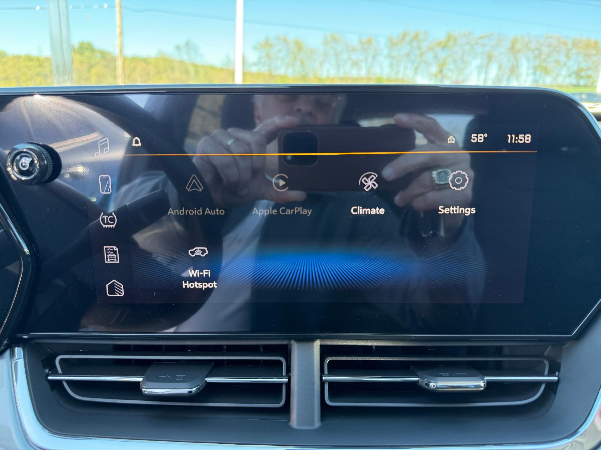 2026 Chevrolet Trax photo 18 of 21