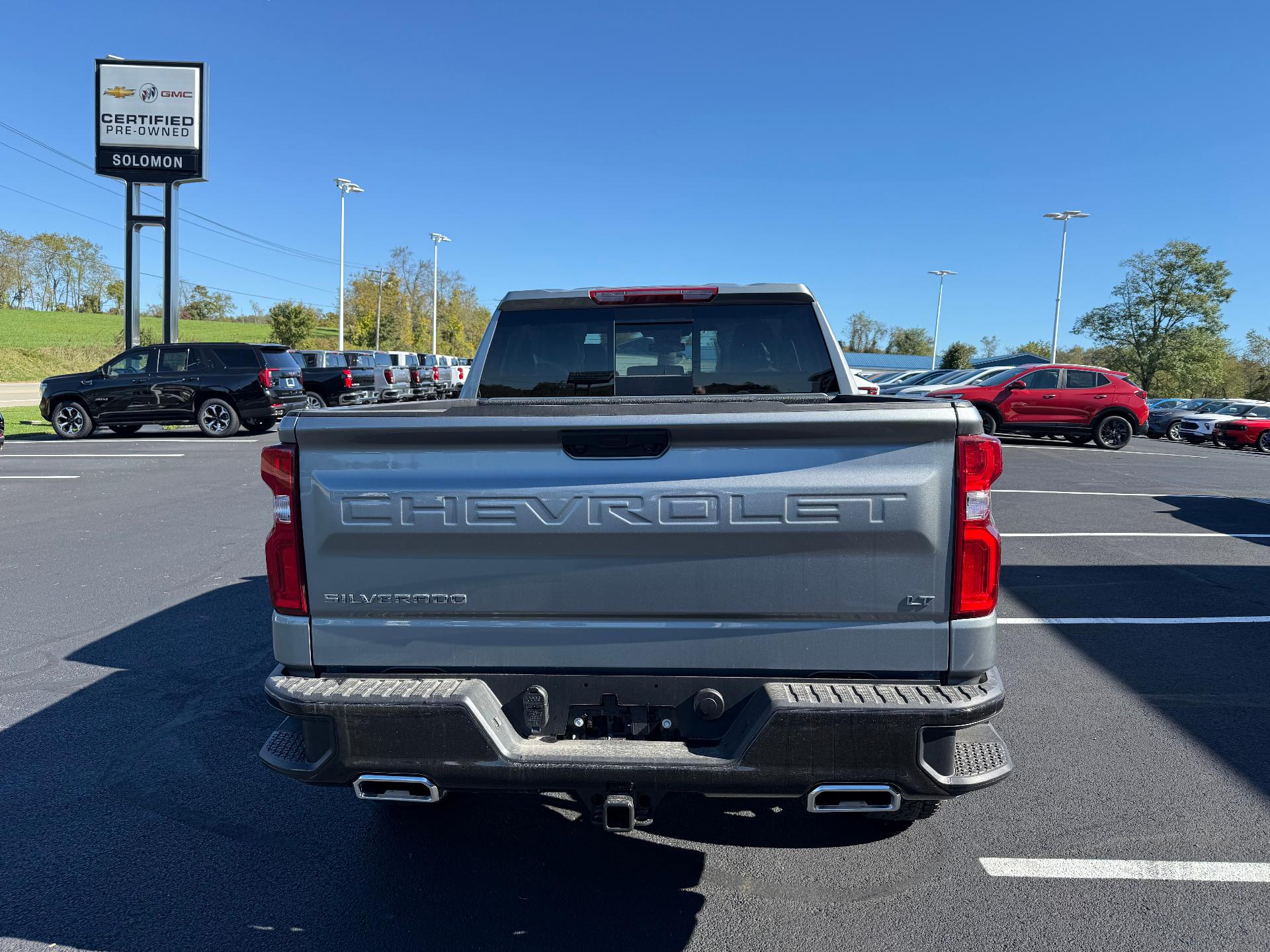 2026 Chevrolet Silverado 1500 photo 4 of 10