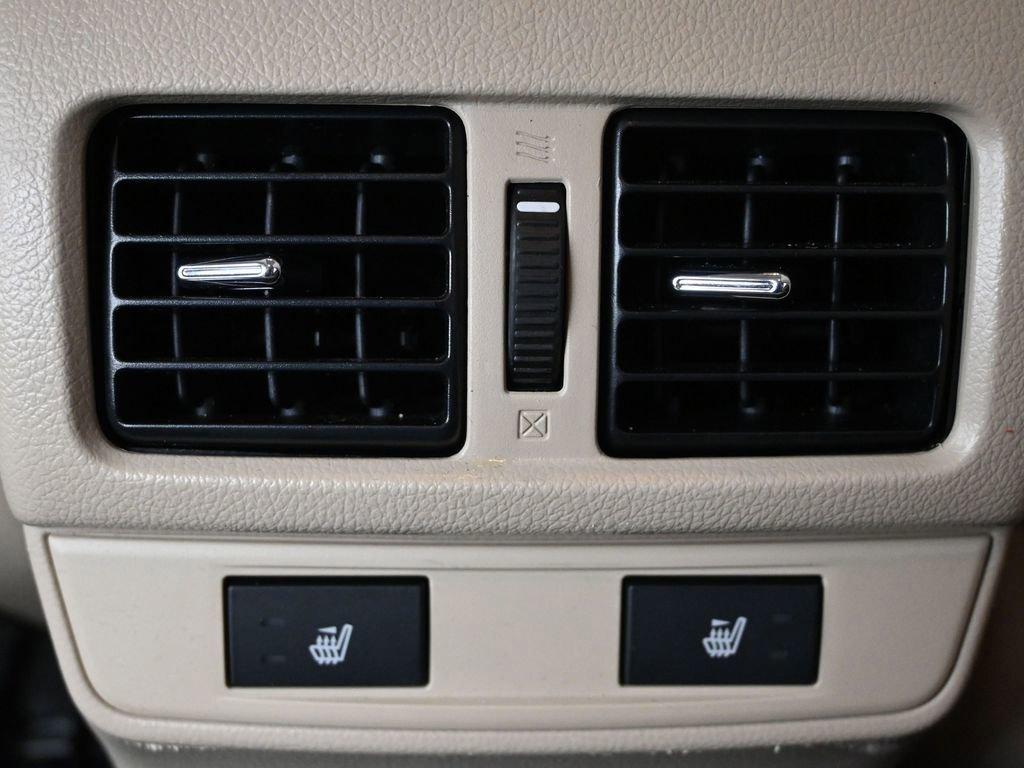 2016 Subaru Legacy Vehicle Photo in Cedar Rapids, IA 52402