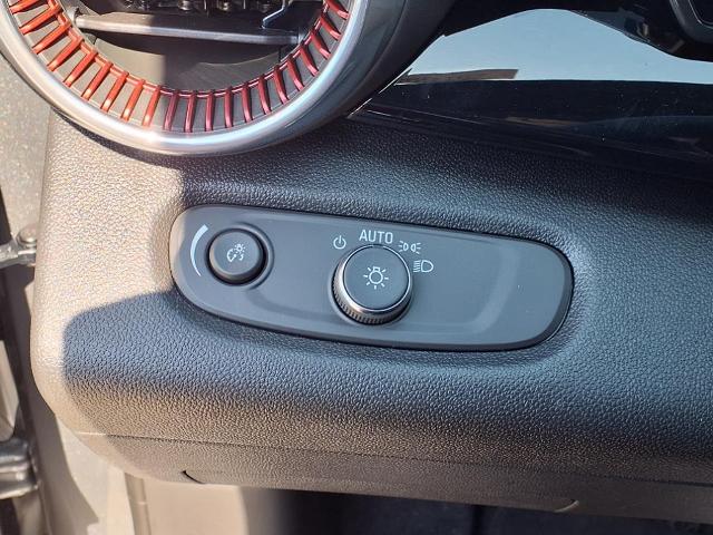 2025 Chevrolet Trax Vehicle Photo in Denton, TX 76205