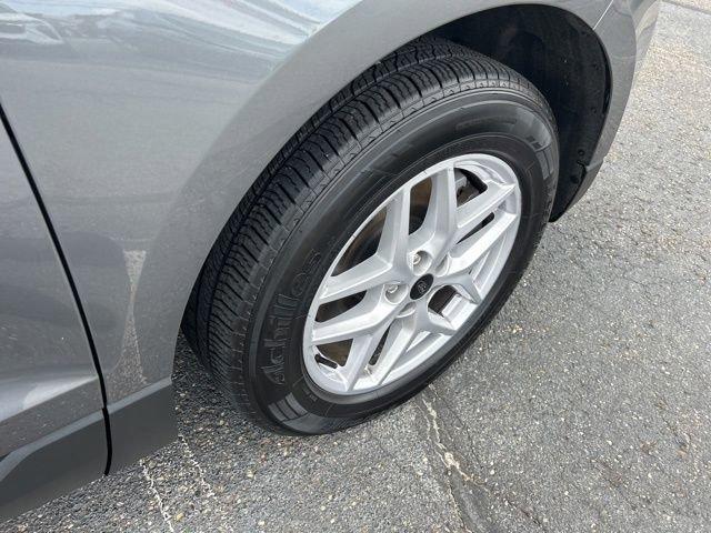 2024 Ford Edge Vehicle Photo in SAINT CLAIRSVILLE, OH 43950-8512