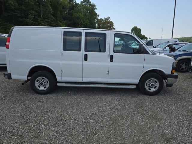 2023 GMC Savana Cargo Van Vehicle Photo in Pleasant Hills, PA 15236
